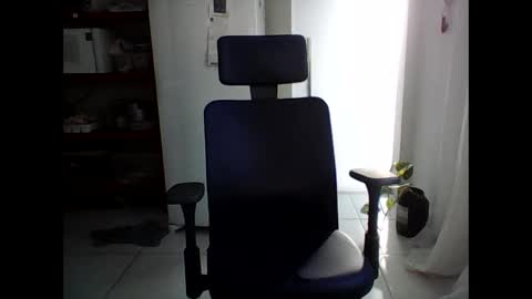 baianobarbudo online show from December 17, 9:07 am