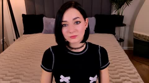 Bailyn online show from April 1, 11:00 am