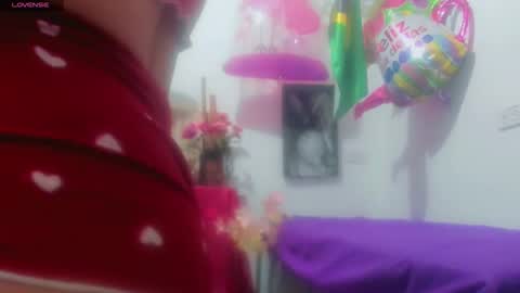balzescarlett online show from May 26, 6:58 pm