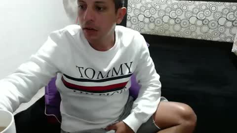 YOANDRES online show from February 4, 12:11 pm