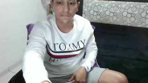 YOANDRES online show from February 14, 12:14 pm