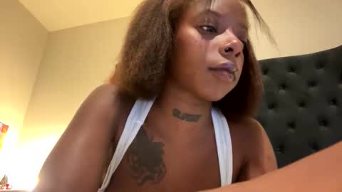 PlayBoy Girly online show from November 18, 12:46 am