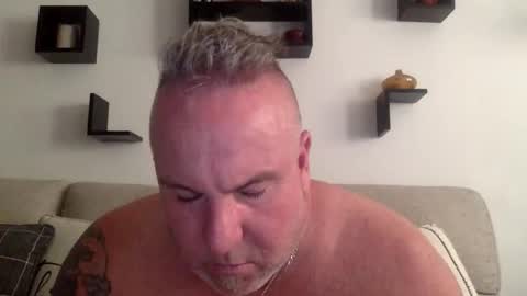 banana5289 online show from May 18, 8:04 pm