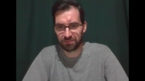 Ezequiel online show from November 11, 1:30 am