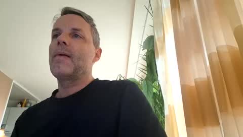 bananasplit1900 online show from January 6, 8:51 am