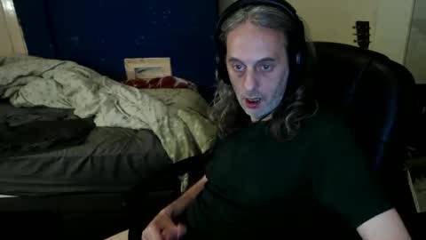 bangintoleather online show from May 24, 2:41 am