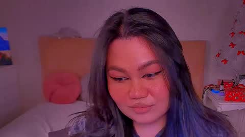 Barbie Kim online show from February 9, 8:13 pm