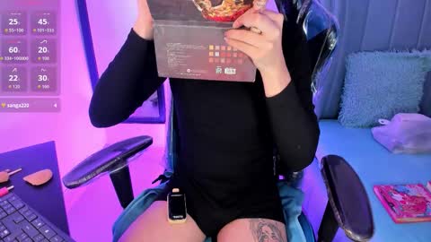          I work from home this is my room 3 online show from March 20, 7:46 am