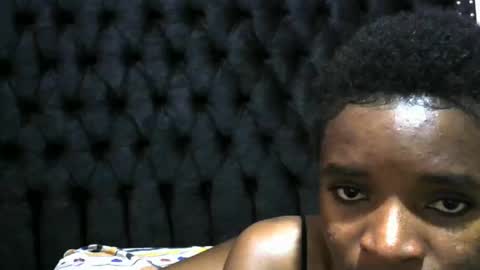 VEE online show from February 3, 6:45 pm