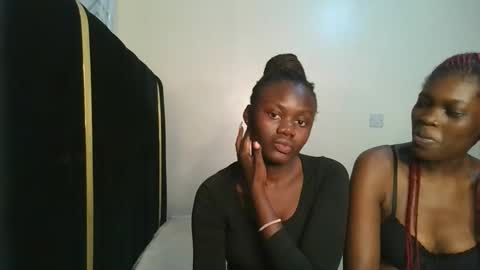 Snapshot of barbie_queen2 chatting on September 28, 1:25 am queen online show from September 28, 1:25 am