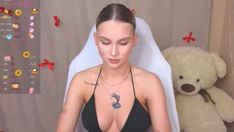 Eva online show from November 11, 9:17 pm