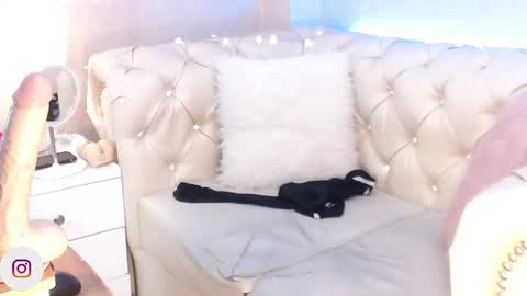 barbiefox_ online show from September 14, 5:03 pm