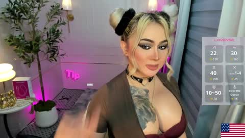 Snapshot of barbietop_alexa69 chatting on October 25, 12:33 am Miss Alexa Fields  online show from October 25, 12:33 am