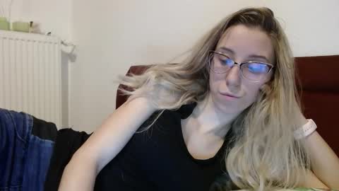 Lena online show from February 11, 5:28 pm