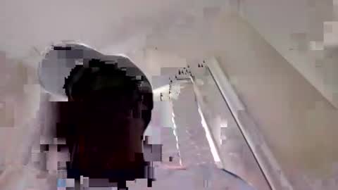 barniemay1 online show from April 15, 7:06 pm