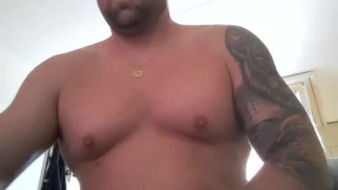 barrias23 online show from June 18, 6:02 pm