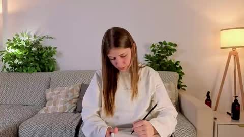 Elise online show from November 29, 1:13 am