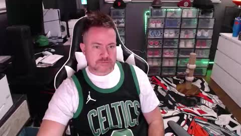 Jordan online show from December 3, 2:01 am