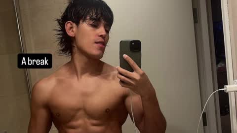 Bastian Maalouf  online show from January 12, 8:03 pm