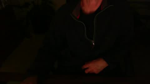 Snapshot of batebro13 chatting on February 13, 12:32 pm BateBro13 online show from February 13, 12:32 pm