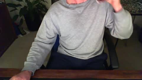 Snapshot of batebro13 chatting on January 22, 2:03 pm BateBro13 online show from January 22, 2:03 pm