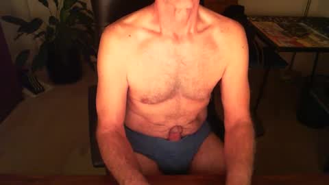 Snapshot of batebro13 chatting on March 12, 1:30 pm BateBro13 online show from March 12, 1:30 pm