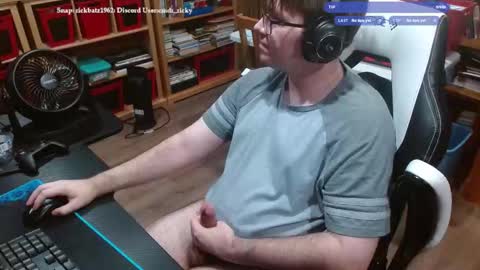 Snapshot of baterricky chatting on September 16, 10:35 pm Ricky online show from September 16, 10:35 pm