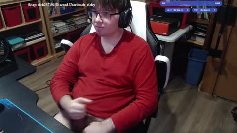 Snapshot of baterricky chatting on October 12, 2:20 pm Ricky online show from October 12, 2:20 pm