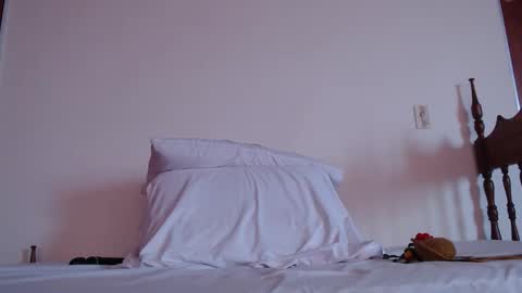 bayonette_black online show from October 10, 2:23 pm