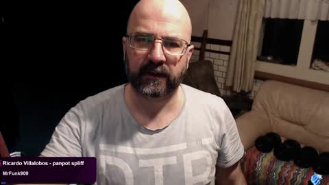 bazzz_8 online show from December 27, 6:10 pm