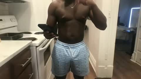 bballer_2002 online show from December 1, 11:58 pm