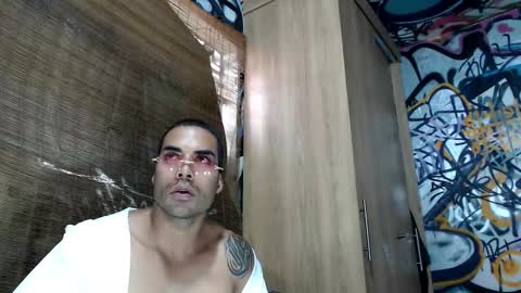 Justin online show from September 30, 5:01 pm