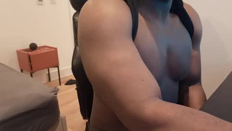 bbcthomas123112 online show from April 16, 1:06 am