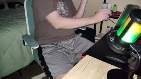 BigBoy420 online show from March 2, 4:39 am