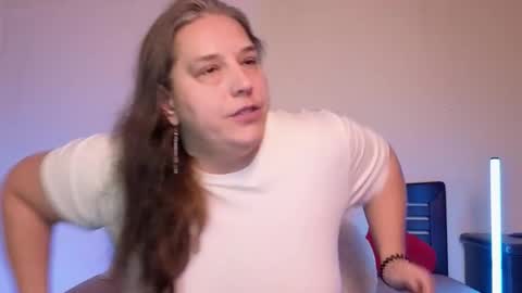 Love online show from October 20, 1:27 pm