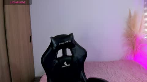 Cami online show from March 6, 9:47 pm