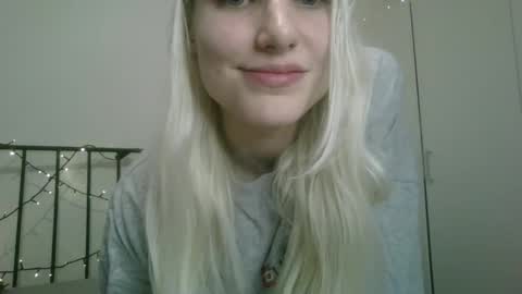 Yours sweet Bea 3 online show from January 13, 4:19 pm