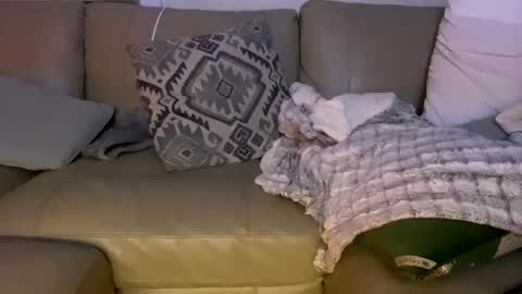 BeachyMILF online show from October 6, 2:51 am