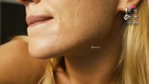 Chloe online show from September 27, 9:45 pm