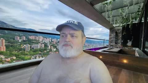 Dookie online show from March 7, 10:43 pm