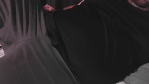 bear_man_oi online show from December 15, 8:41 am