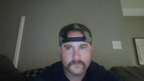 bearded4urpleasure online show from June 17, 1:32 am