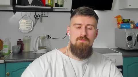 Zeus online show from March 4, 10:49 pm