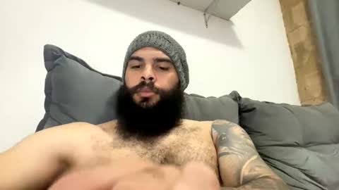 Min online show from February 12, 7:34 am