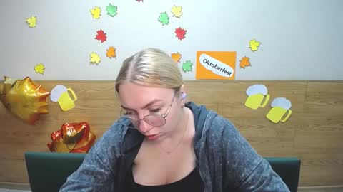 BeatriceFlyy online show from September 19, 2:21 pm