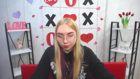 BeatriceFlyy online show from March 6, 7:58 am