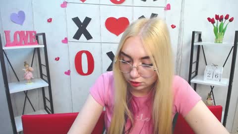 BeatriceFlyy online show from February 27, 9:18 am