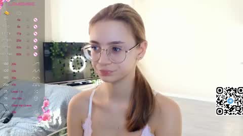 Kate online show from March 7, 5:18 am