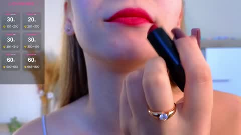 Kate online show from February 8, 9:03 am