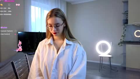 Kate online show from February 11, 5:16 am